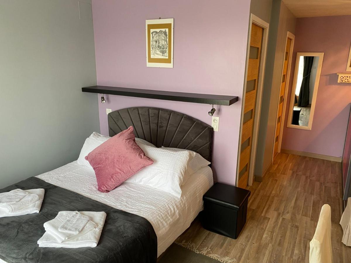 Le Domaine Du Gravier Bed & Breakfast Gramat Exterior photo